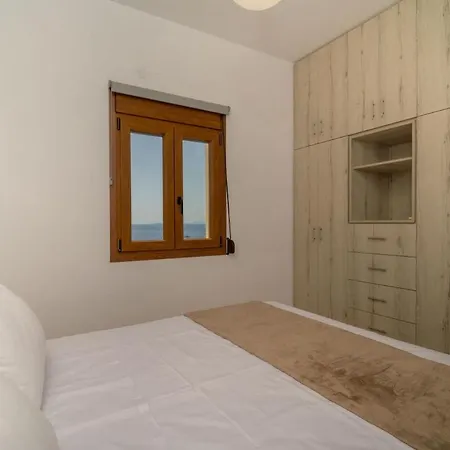 East And West, With Endless Views Villa *