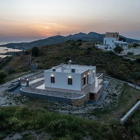 East And West, With Endless Views Villa *